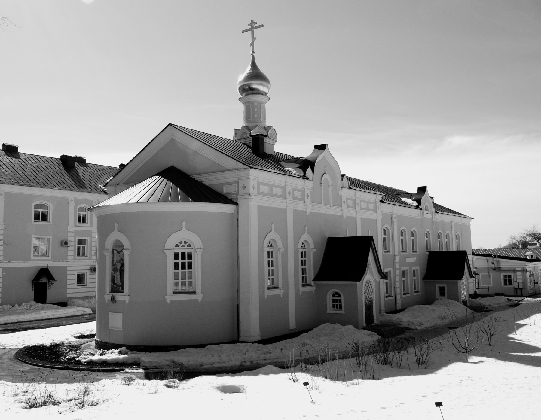 Церковь в честь иконы Божией Матери "Целительница" 