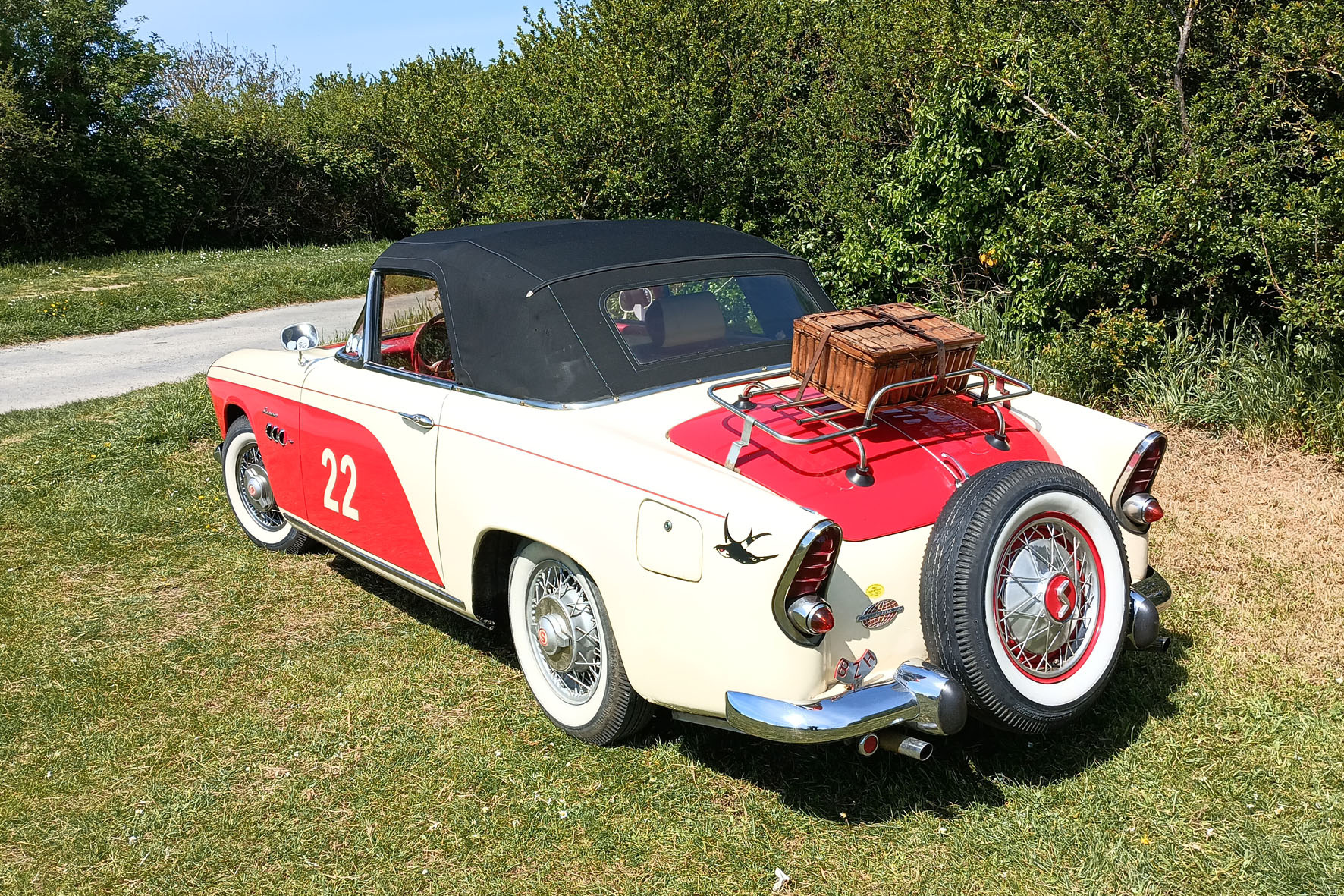 Ласточкин хвост Бретань Bretagne автомобиль Simca Aronde ласточка