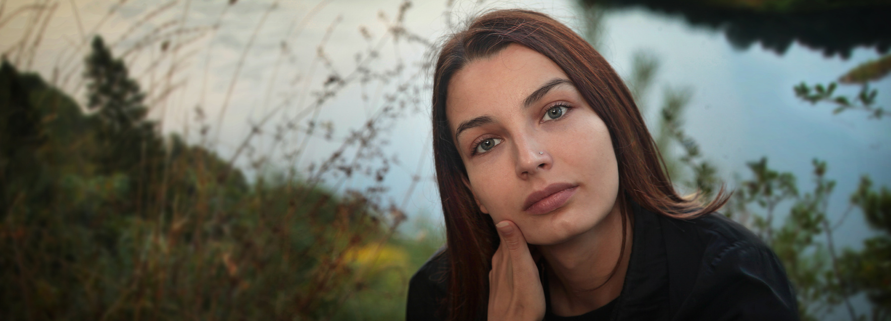 А ты - моя далекая,  как все мои мечты. 