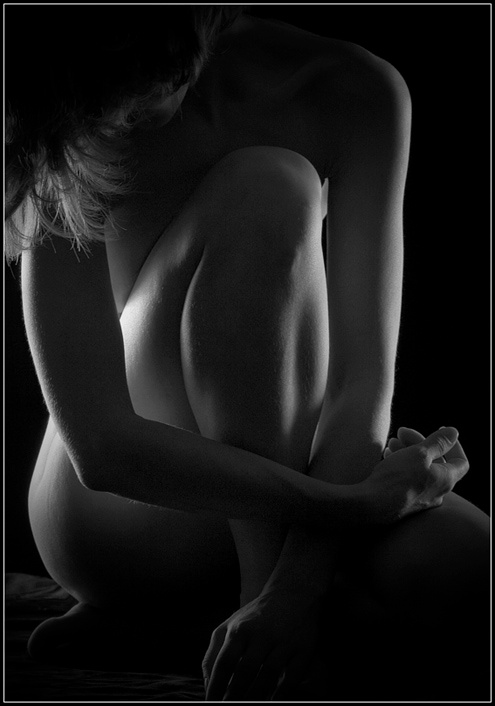 забытая мелодия.... b&w body female