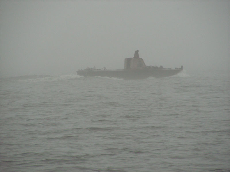 Плывёт в тумане Туман,бот,вода,