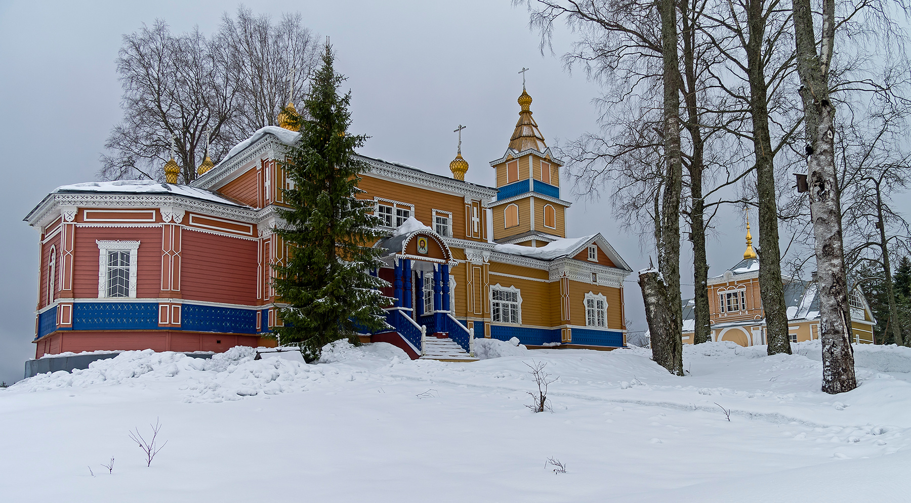 Важеозерский мужской монастырь, Карелия. Храм Преображения Господня. 