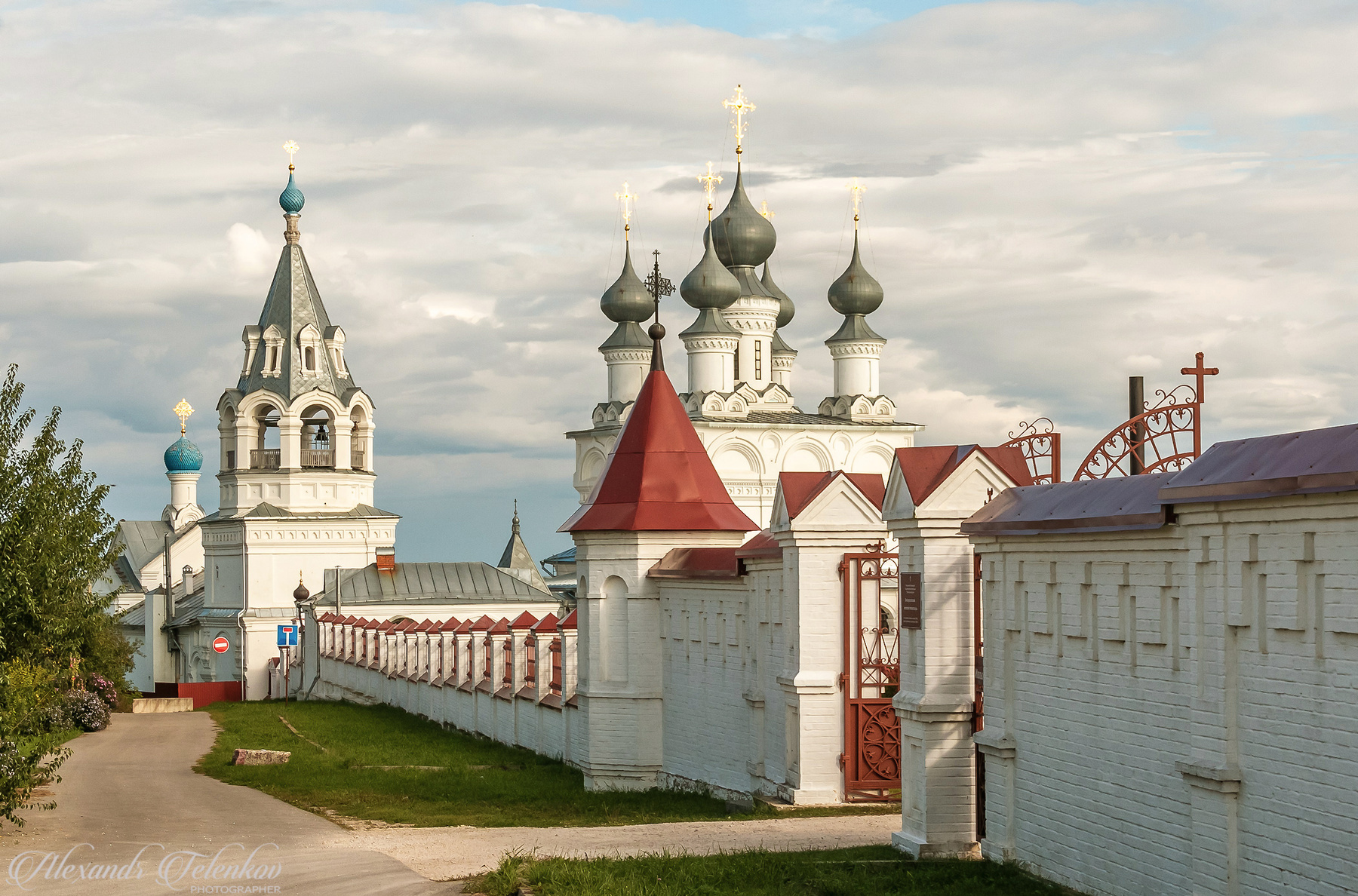 Свято-Воскресенский женский монастырь города Мурома. путешествия архитектура храмы церкви монастыри