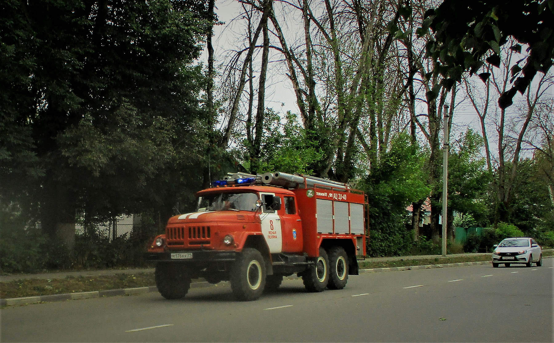 Пожарка ЗИЛ авто пожарка осень