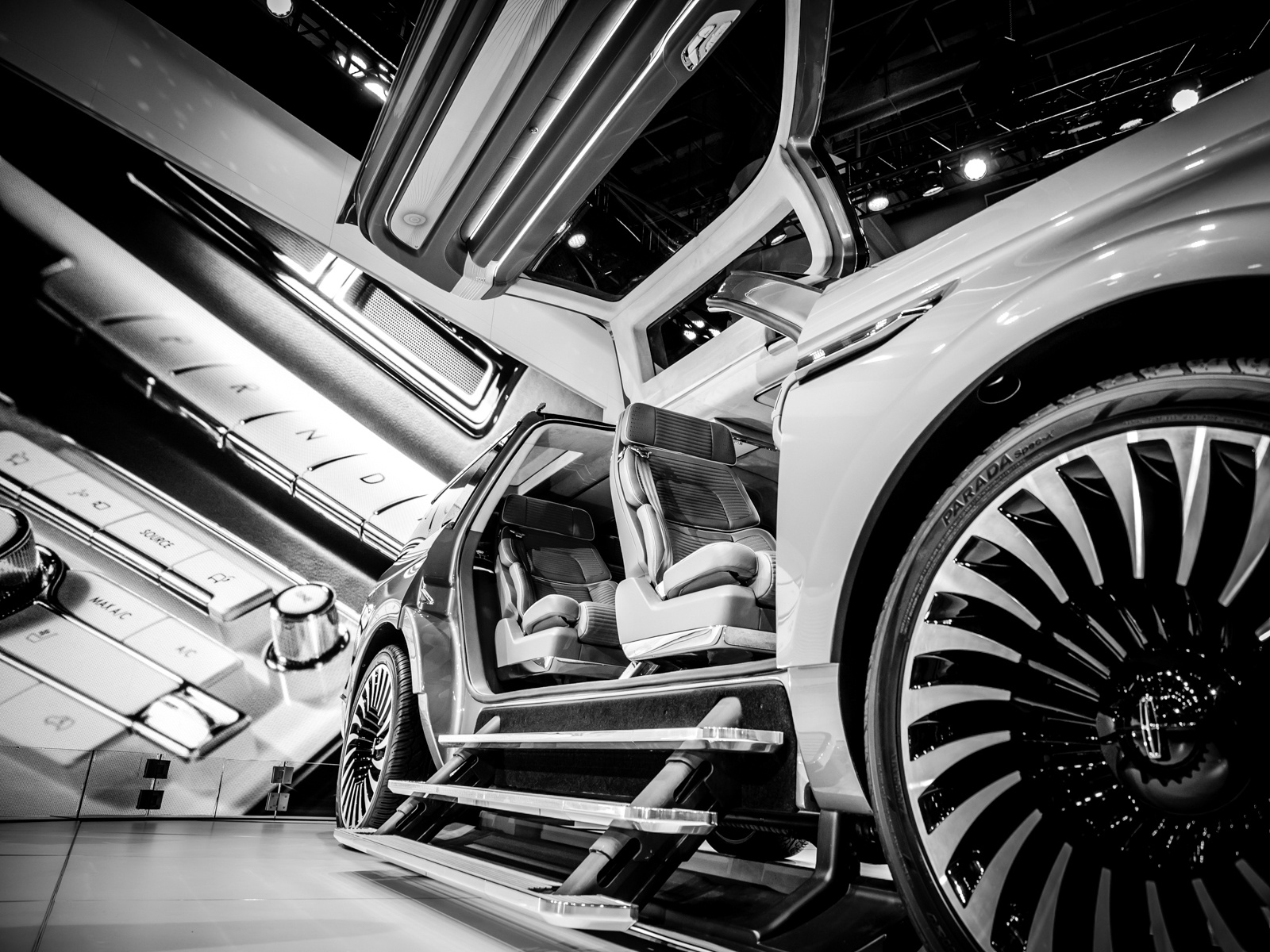 Навигатор - Концепт Lincoln Navigator b w olympus omd-d em-1 12-40