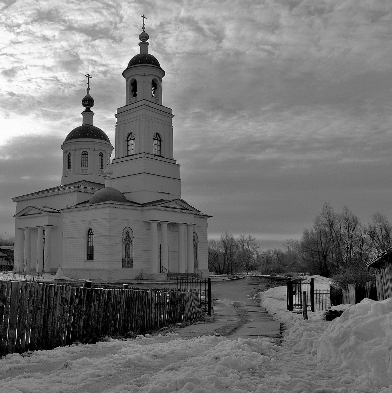 В сумраке утра... 
