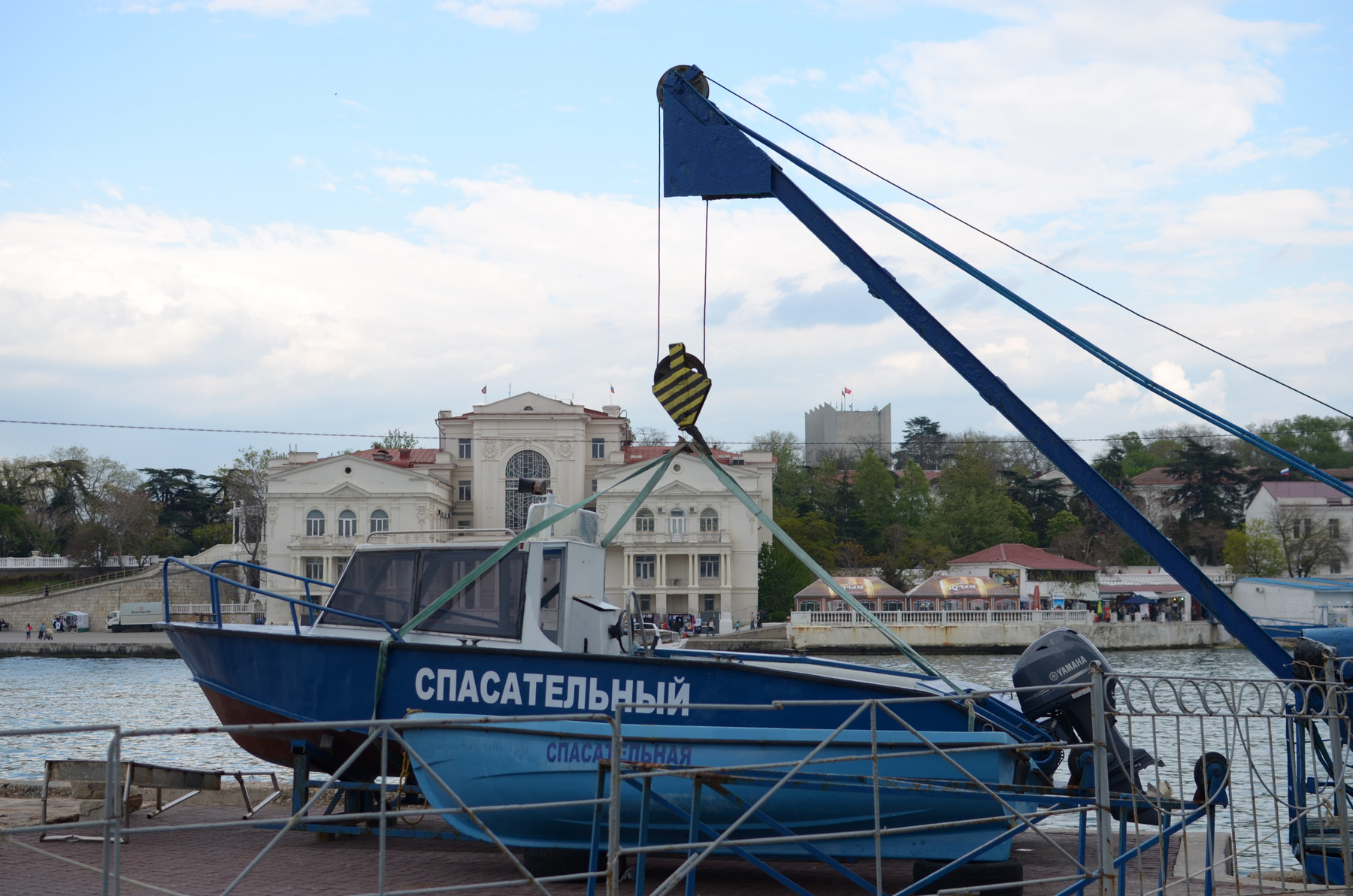 Спасатели 