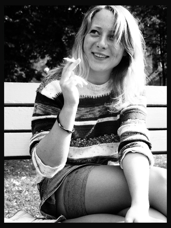 woman smoking 