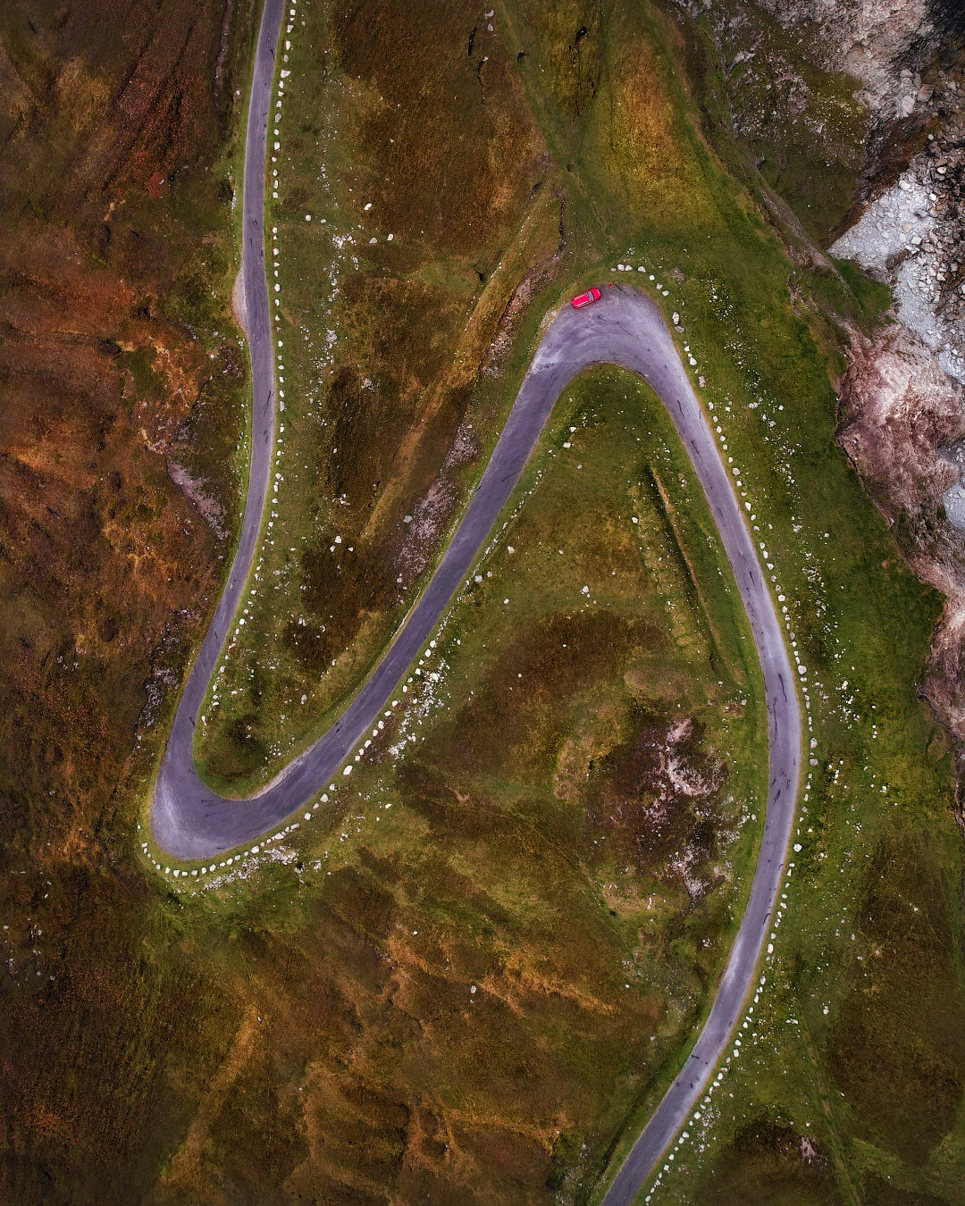 ...zigzagged... ireland wildatlanticway road bend from above aerial drone nature outdoors twisted quirk zigzagged achill island white cliffs of ashlem europe