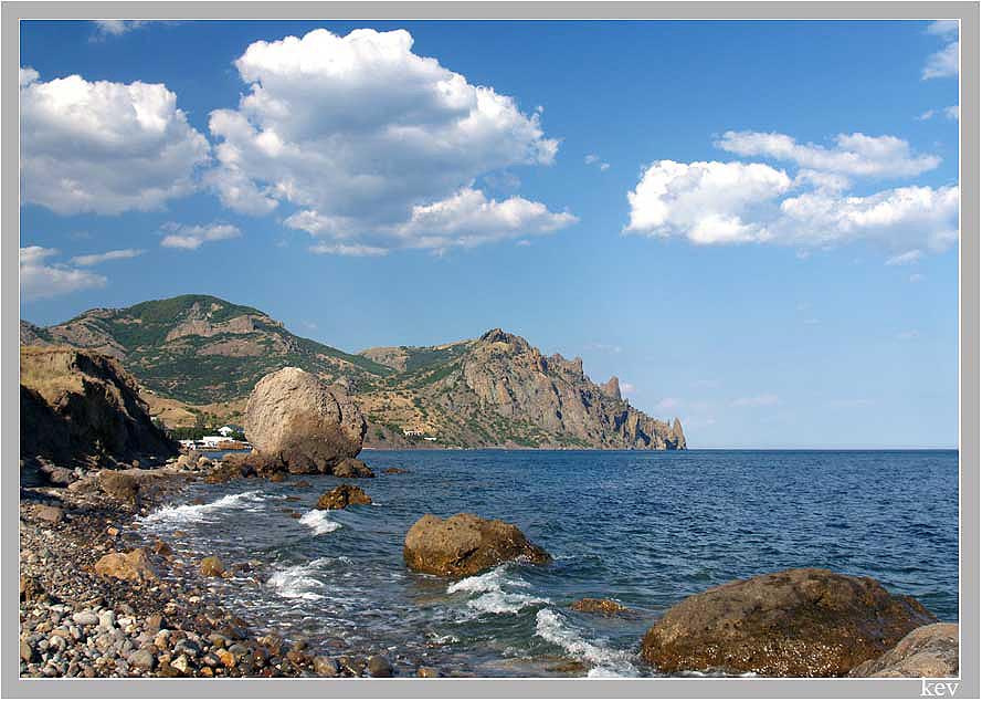 Побережье Курортного лето море берег волны Кара-Даг