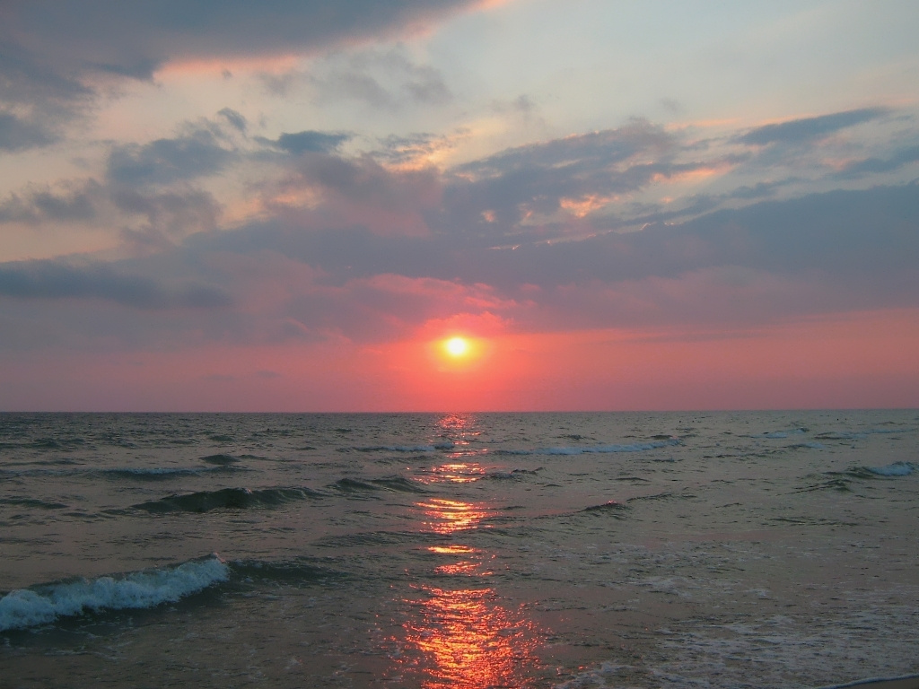 Солнце любит море... 