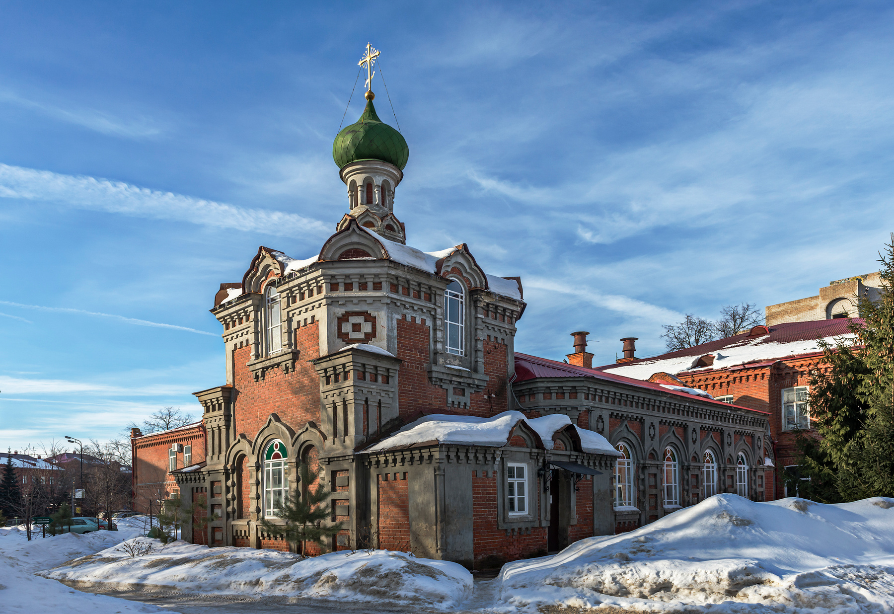 Казань. Церковь Варсонофия. церковь больница сугробы