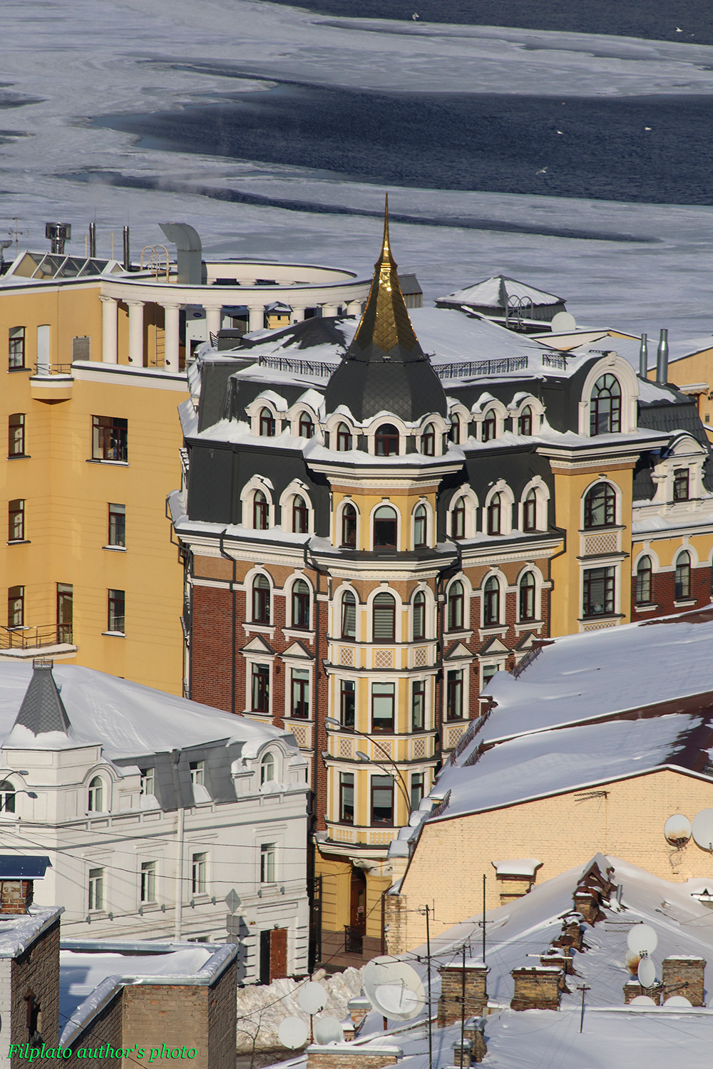 Старый Киев. Зимний уголок зимний Киев городская архитектура городской ландшафт вид на киевский Подол и Днепр