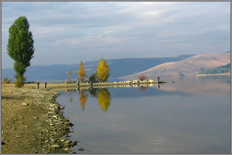 *** осень река Днестр рыбалка