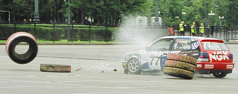 Футболист авто автомобиль спорт гонки автоспорт юмор