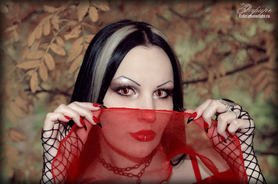 Вуаль осени осень    готика  готесса   линзы  Devil   крейзи демоница вуаль   Эсфирь   Валерий   Карпов