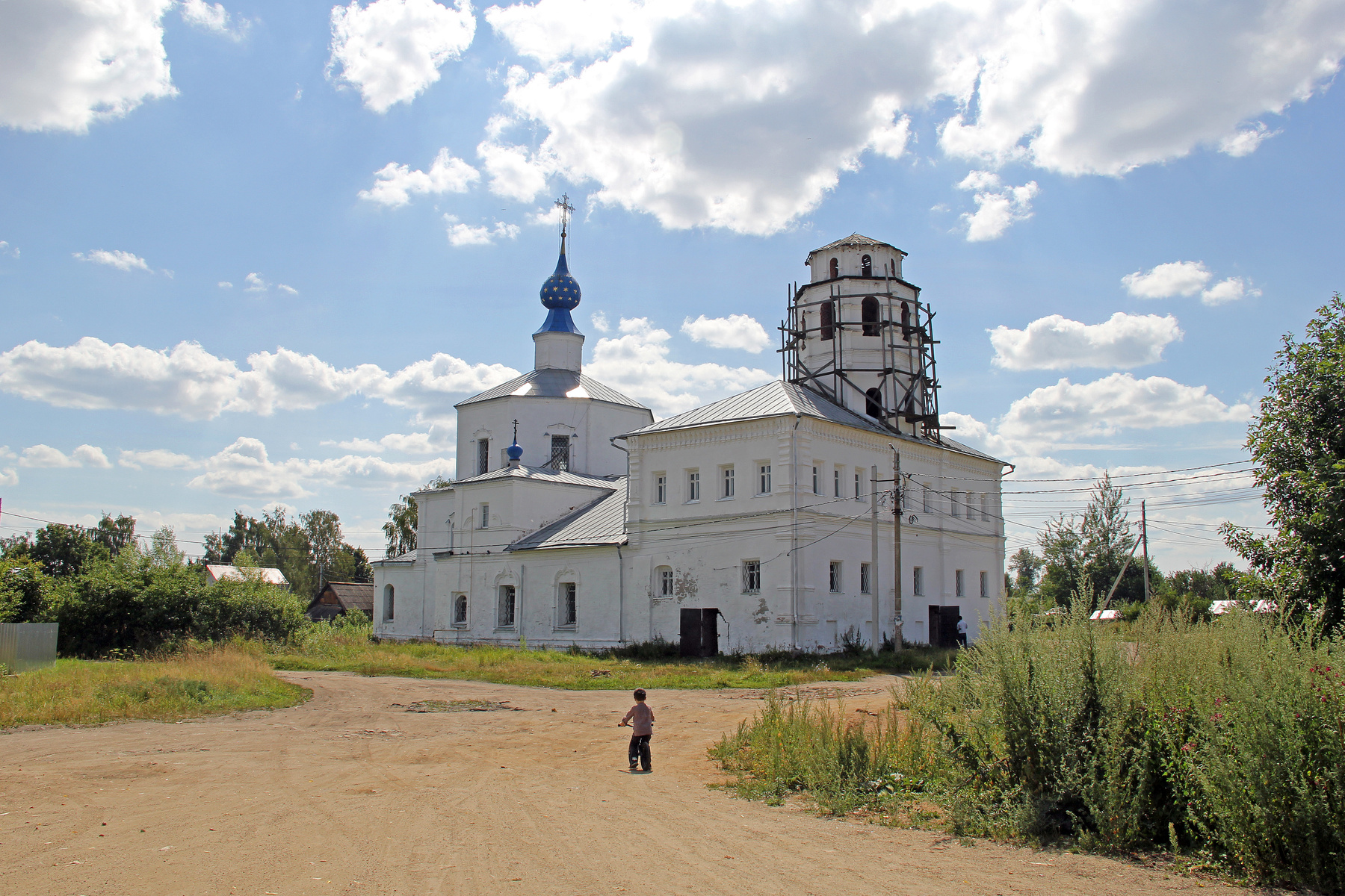 Переславль-Залесский. Смоленско-Корнилиевская церковь.  04.08.2022 Переславль-Залесский Храм Лето