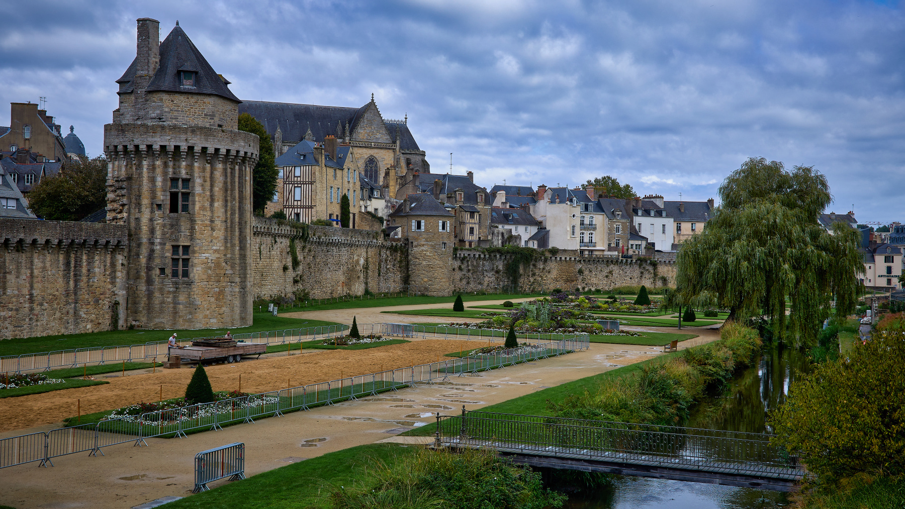 Ванн... Франция Бретань Remparts de Vannes.