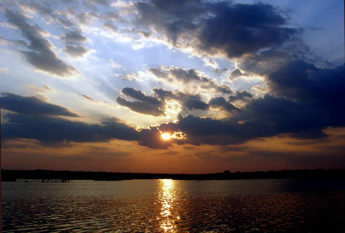sunsat закат