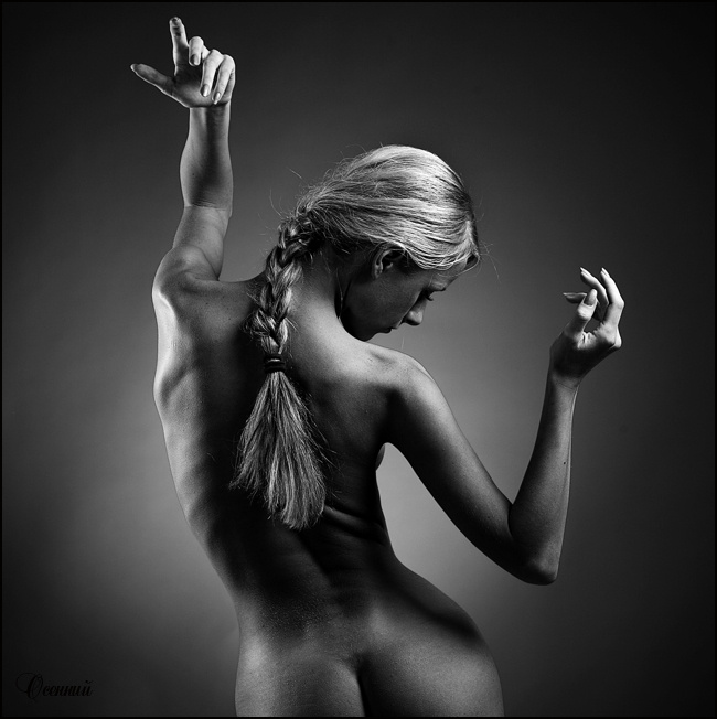 In a Manner of for Ilya LiS  http://www.photosight.ru/users/ilia_lis/