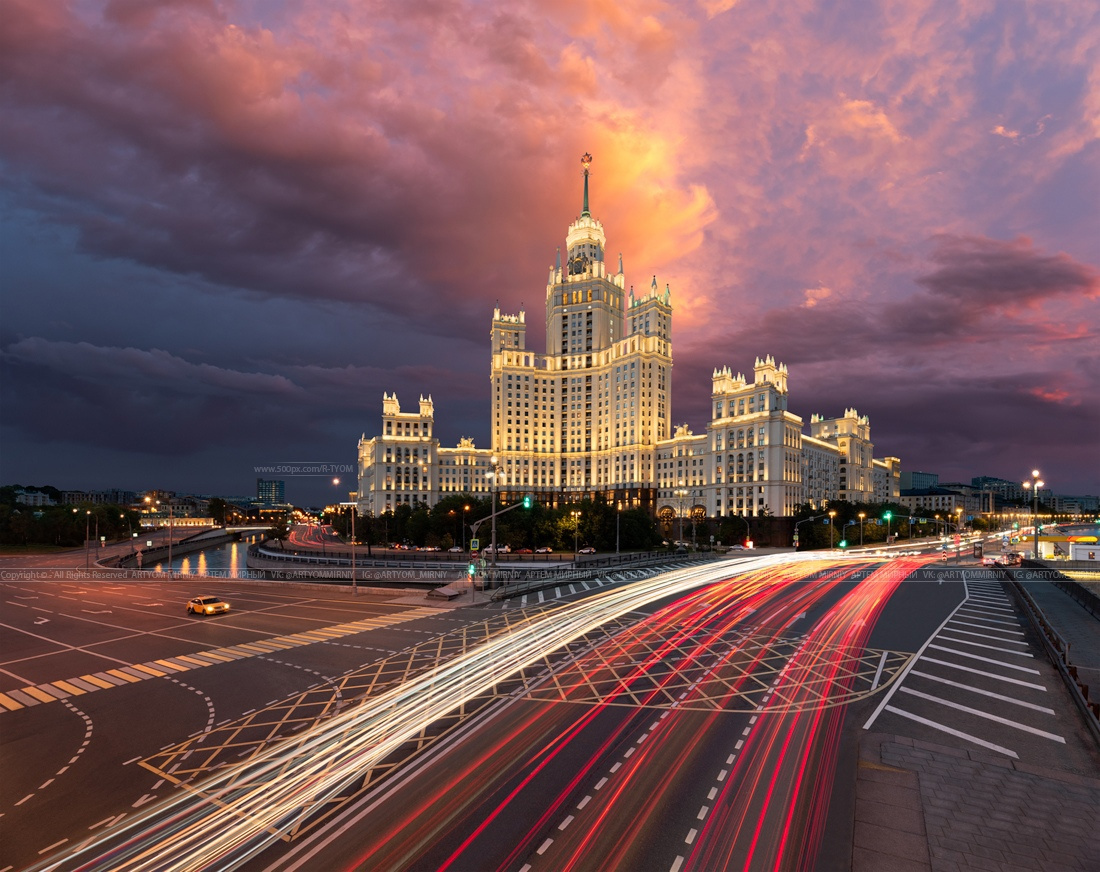 Жилой дом на Котельнической набережной. Город Москва (Россия) москва кремль россия артем мирный moscow kremlin russia достопримечательность котельническая