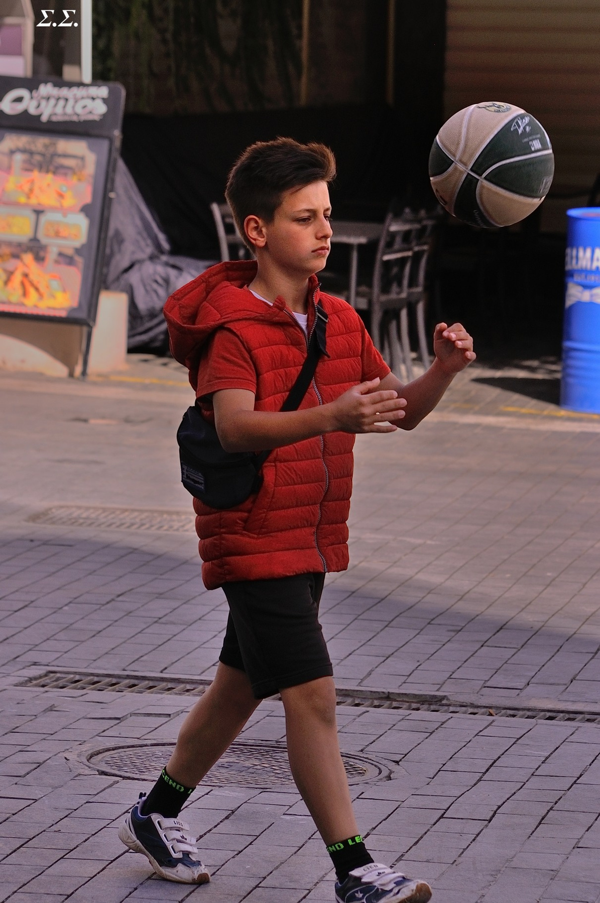 PLAYER 