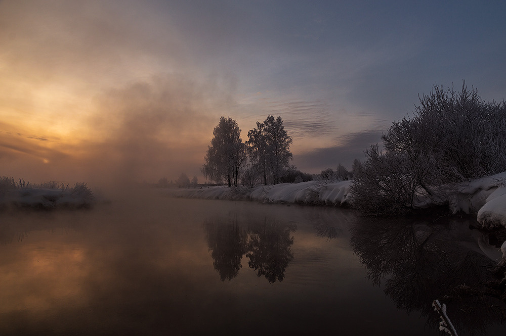 Касаясь воды Рассвет, река Исеть
