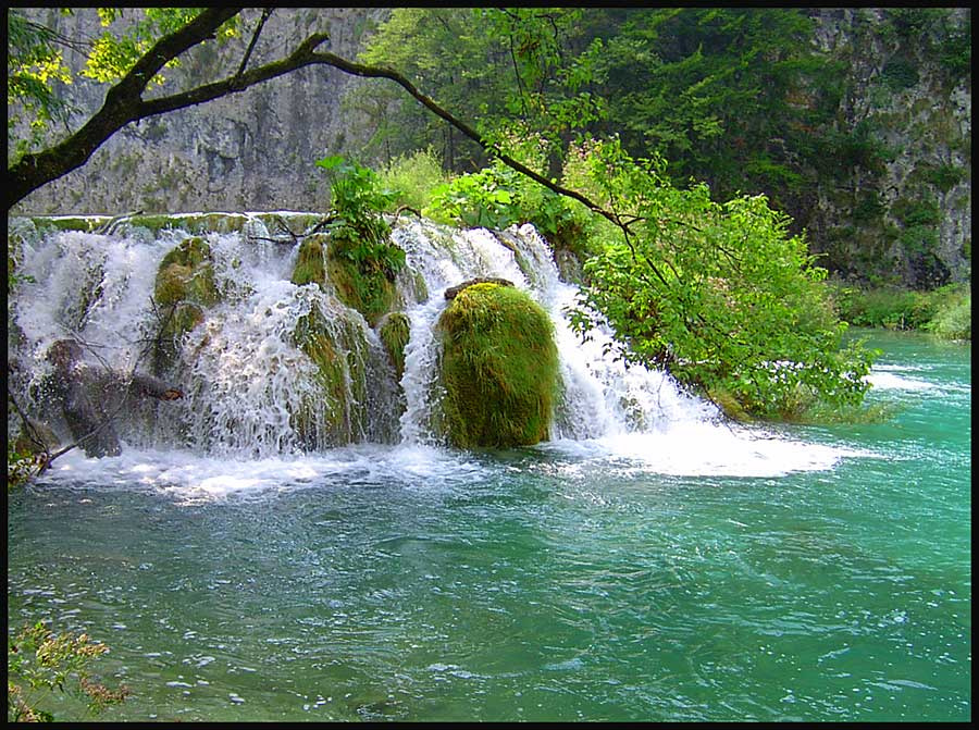 Вода, всюду вода водопад