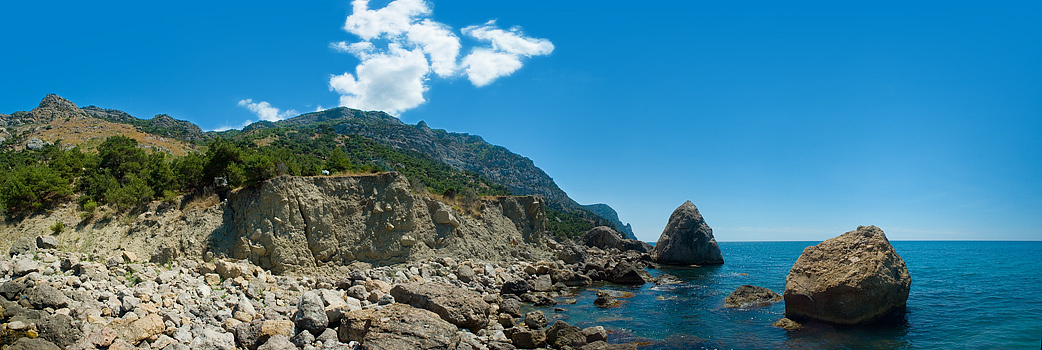 Панорама об инжире Крым, Севастополь, Балаклава, панорама, и замечательная девушка как всегда рядом