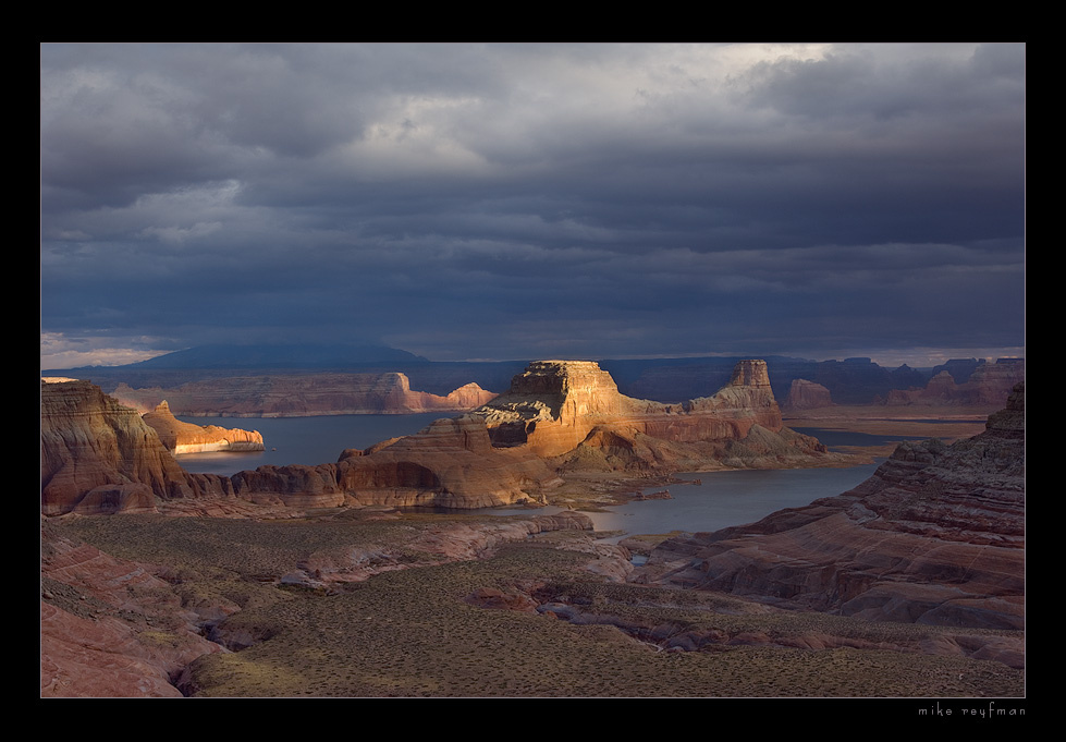 Alstrom Point Gunsight Butte from Alstrom Point, Padre Bay, Lake Powell, AZ