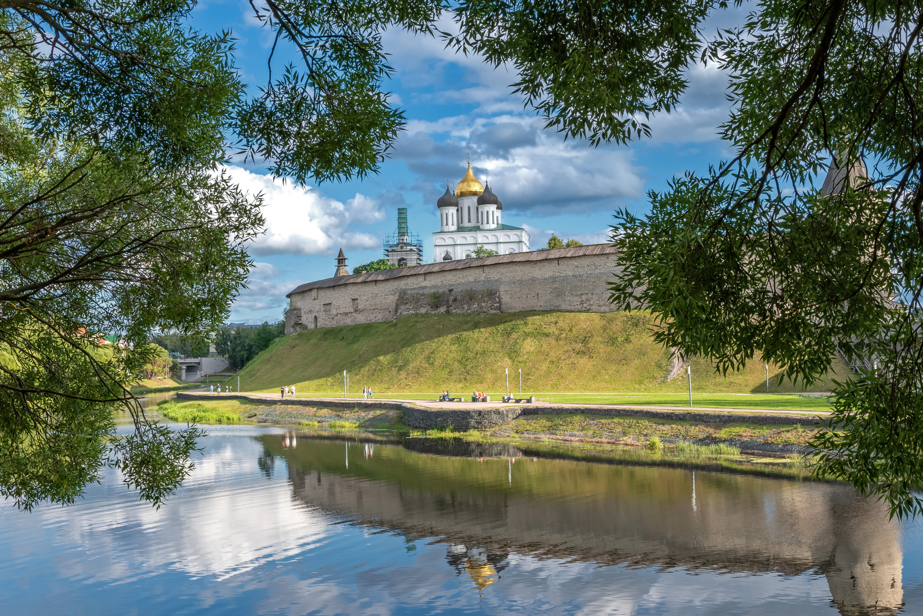 Псковский Кром (Кремль) 