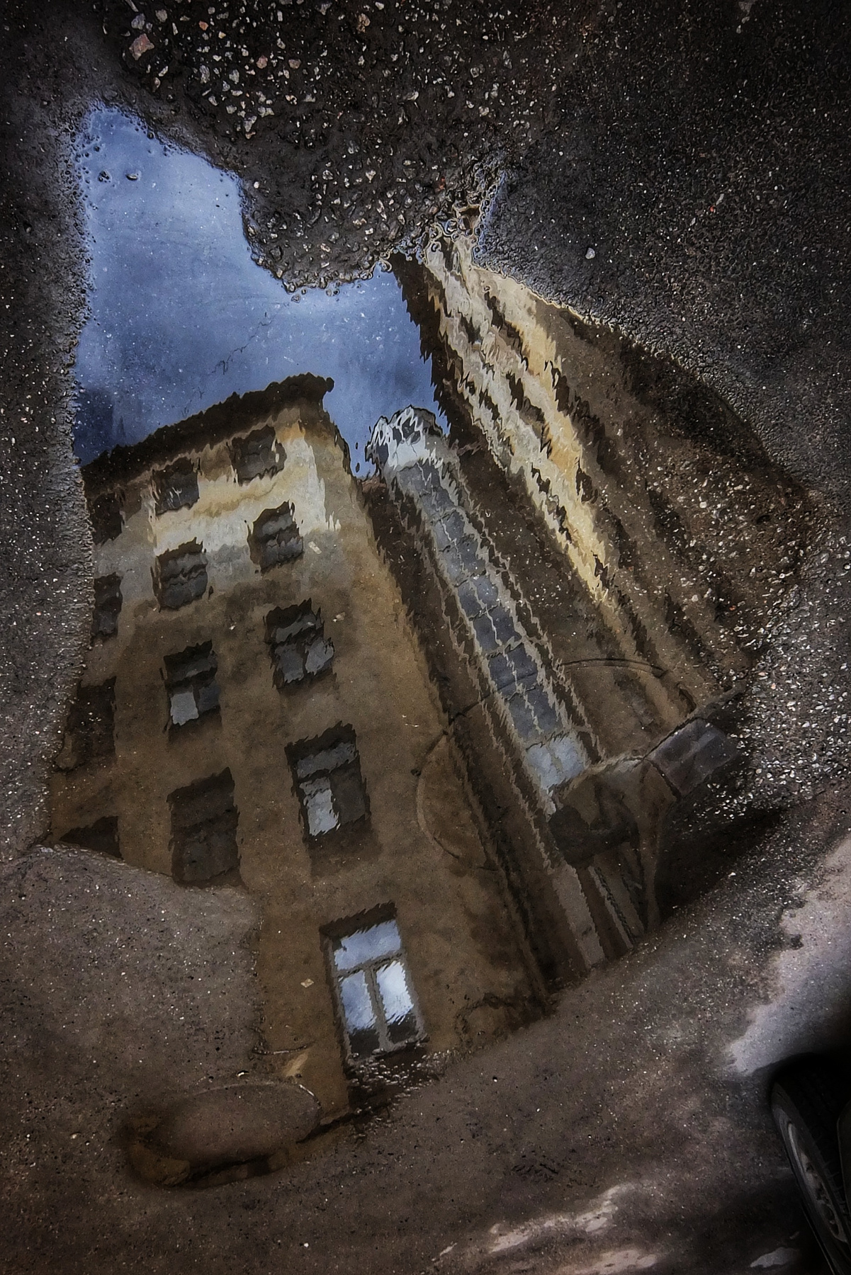 deep.spb * deepspb art ambient minimal deep spb artwork city street industrial urban urbex abandoned decay urbandecay grunge vintage streetart underground abstract urbanart oldschool contrast shadow light perspective urbanexploration urbanandstreet graphic geometry