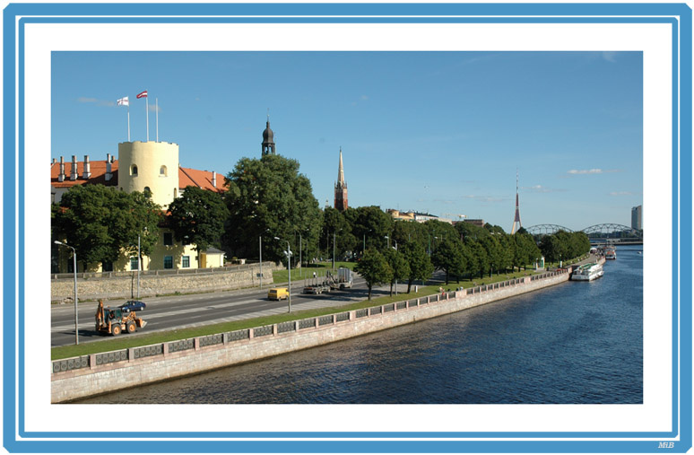 Даугава река, город