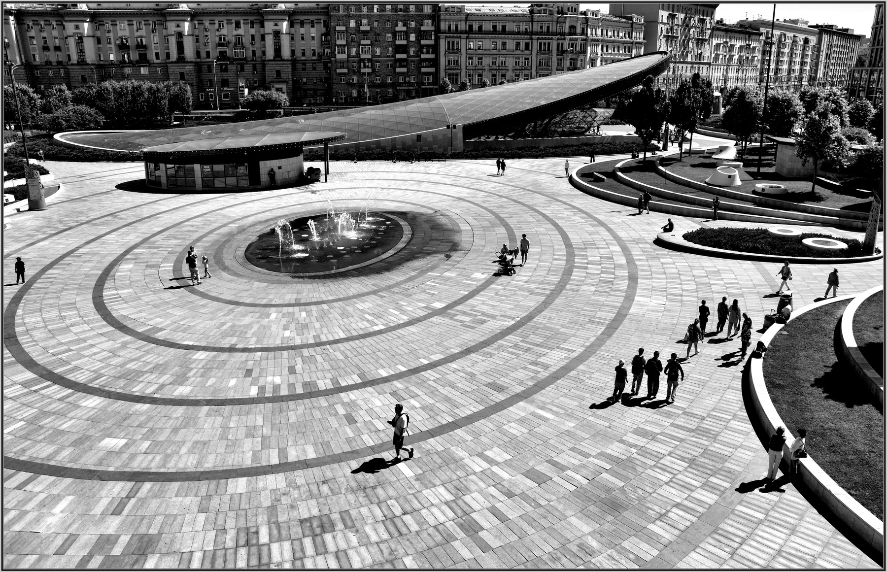 ....Circle,s.... город вид этюд фрагмент улица