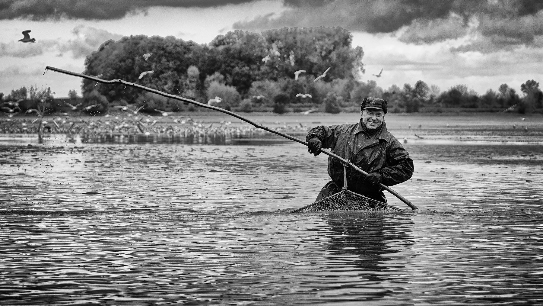Fishing pond 
