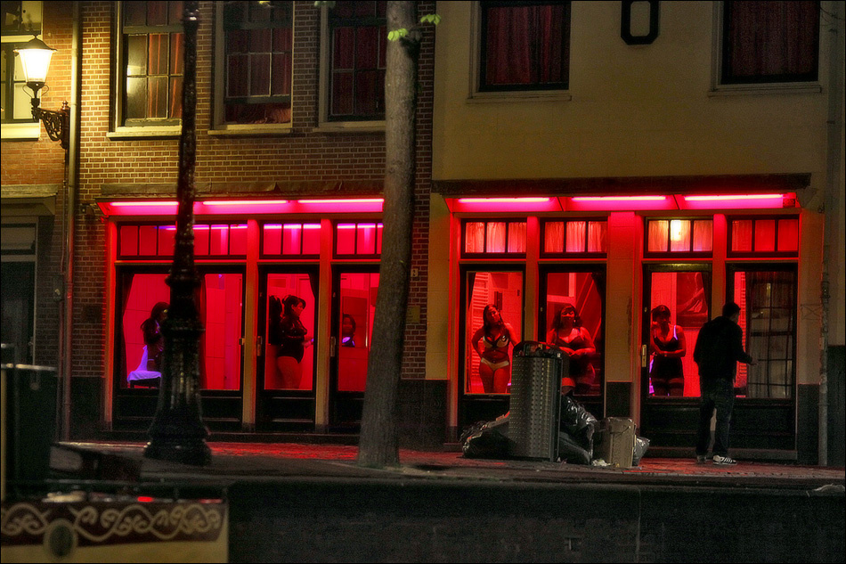 Welcome to Red District! амстердам простите, утки