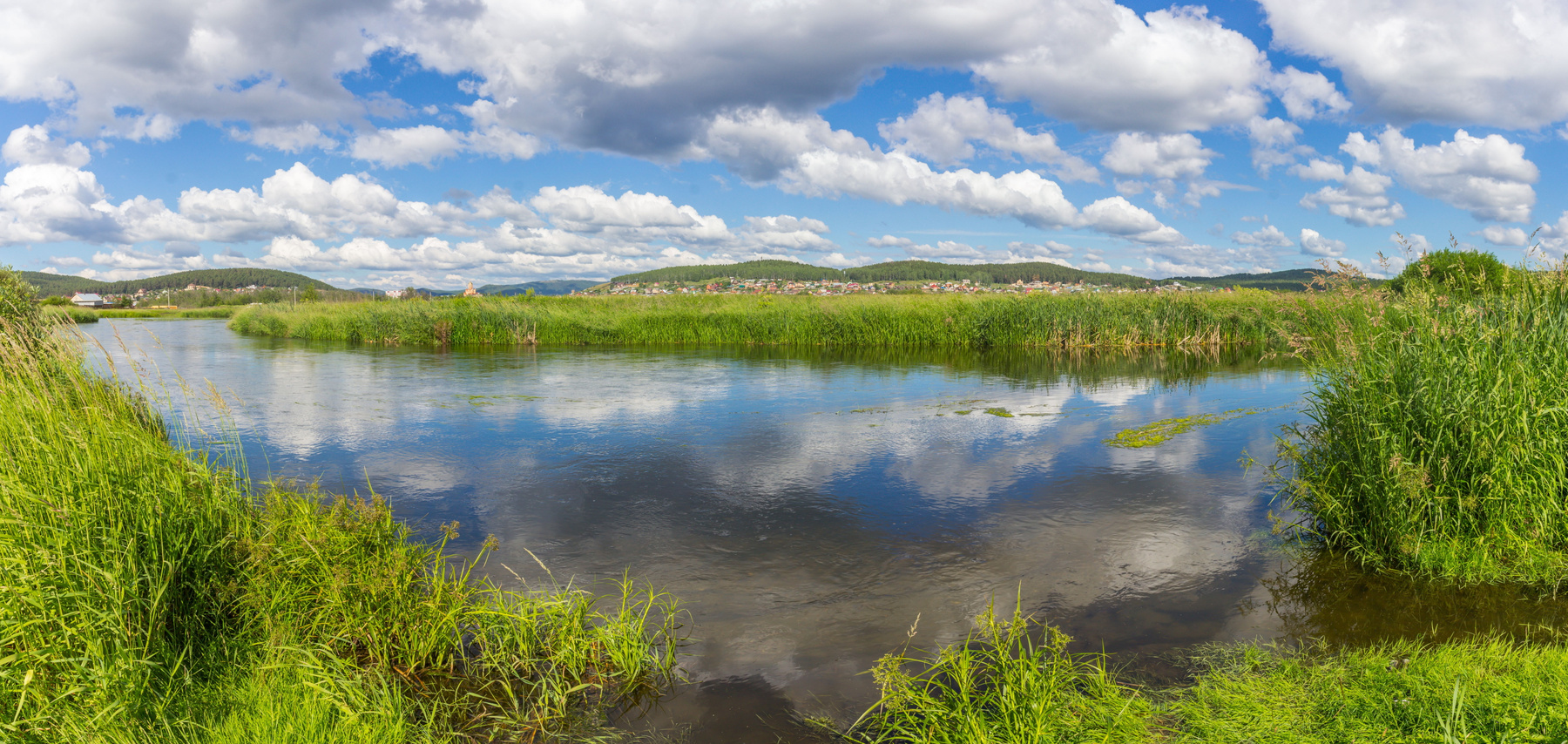 Летнее утро на реке Миасс. г. Миасс, Машгородок (панорама). Южный Урал Миасс Машгородок Природа Лето