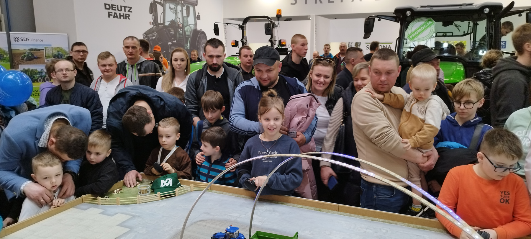 Радость ребенка ребенок люди