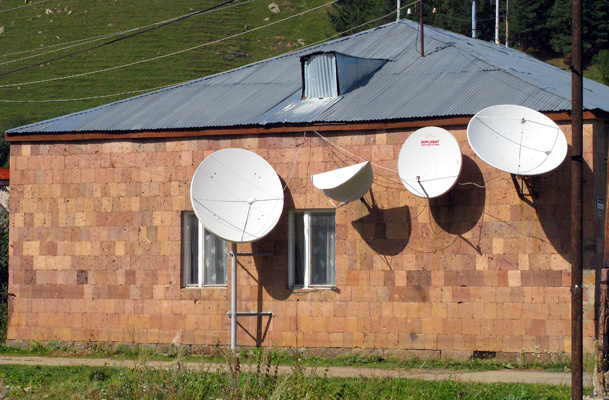 HUSTLER TV  antena