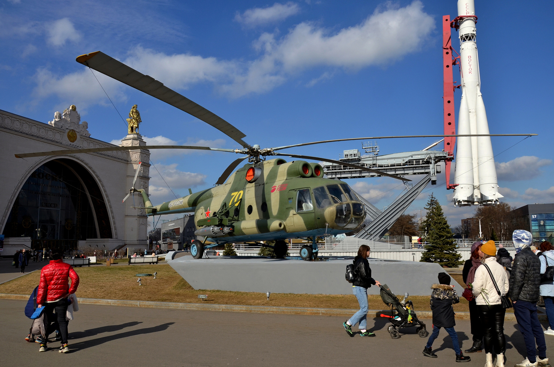 На ВДНХ 