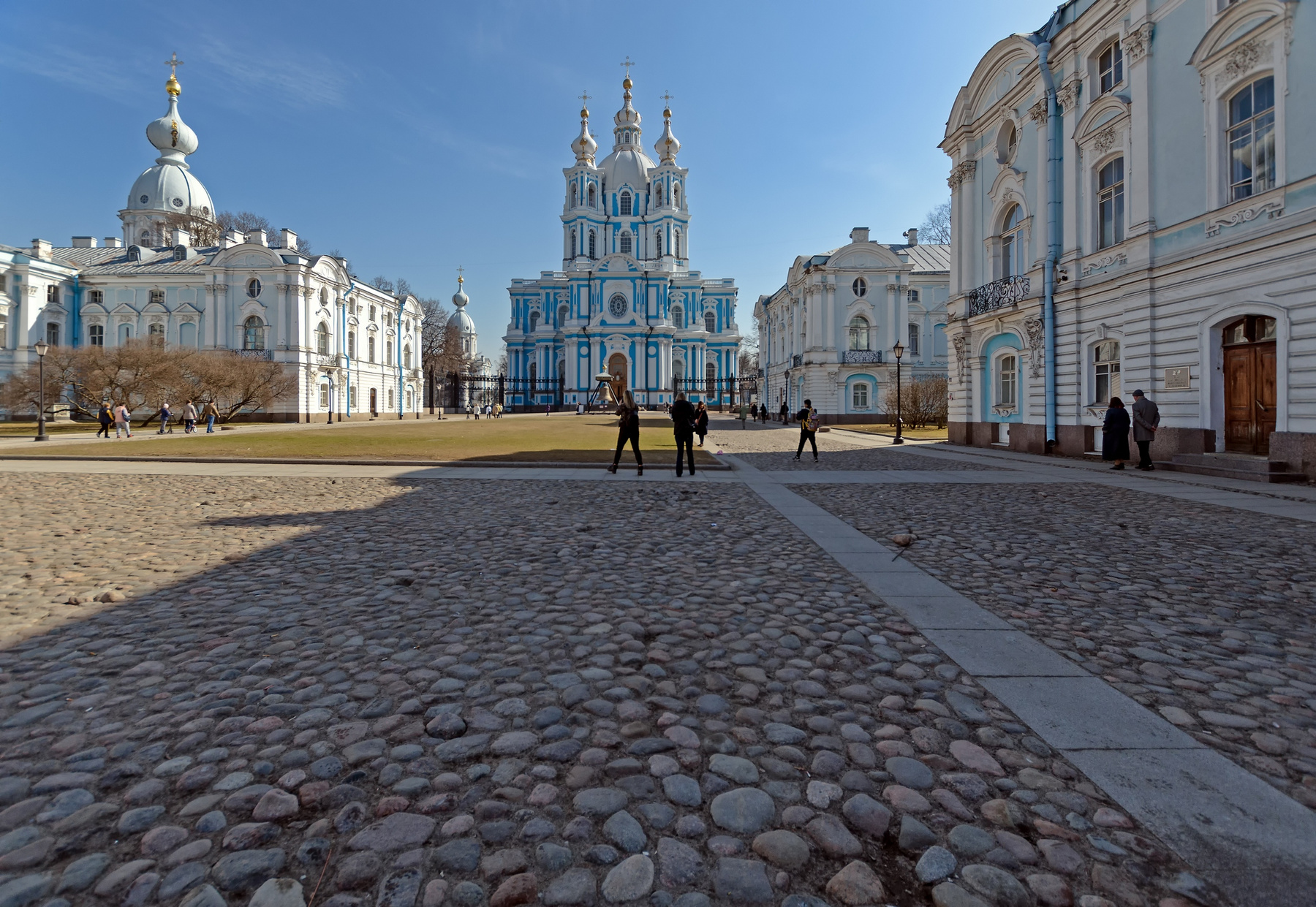 Смольный СПб архитектура весна