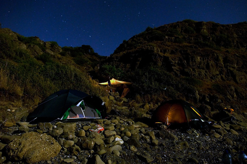 Луннаяч ночь палатки ночь море звезды Крым