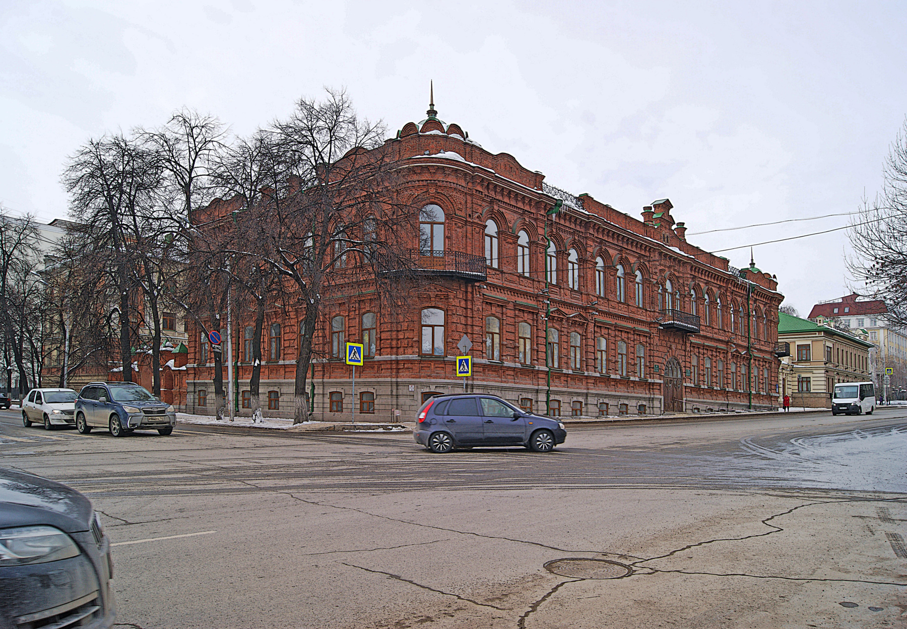 Городские зарисовки город улица дом