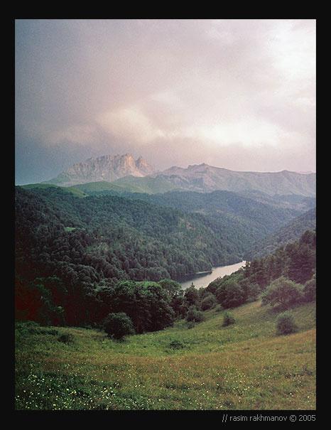 *** озеро, вершина, природа, гянджа