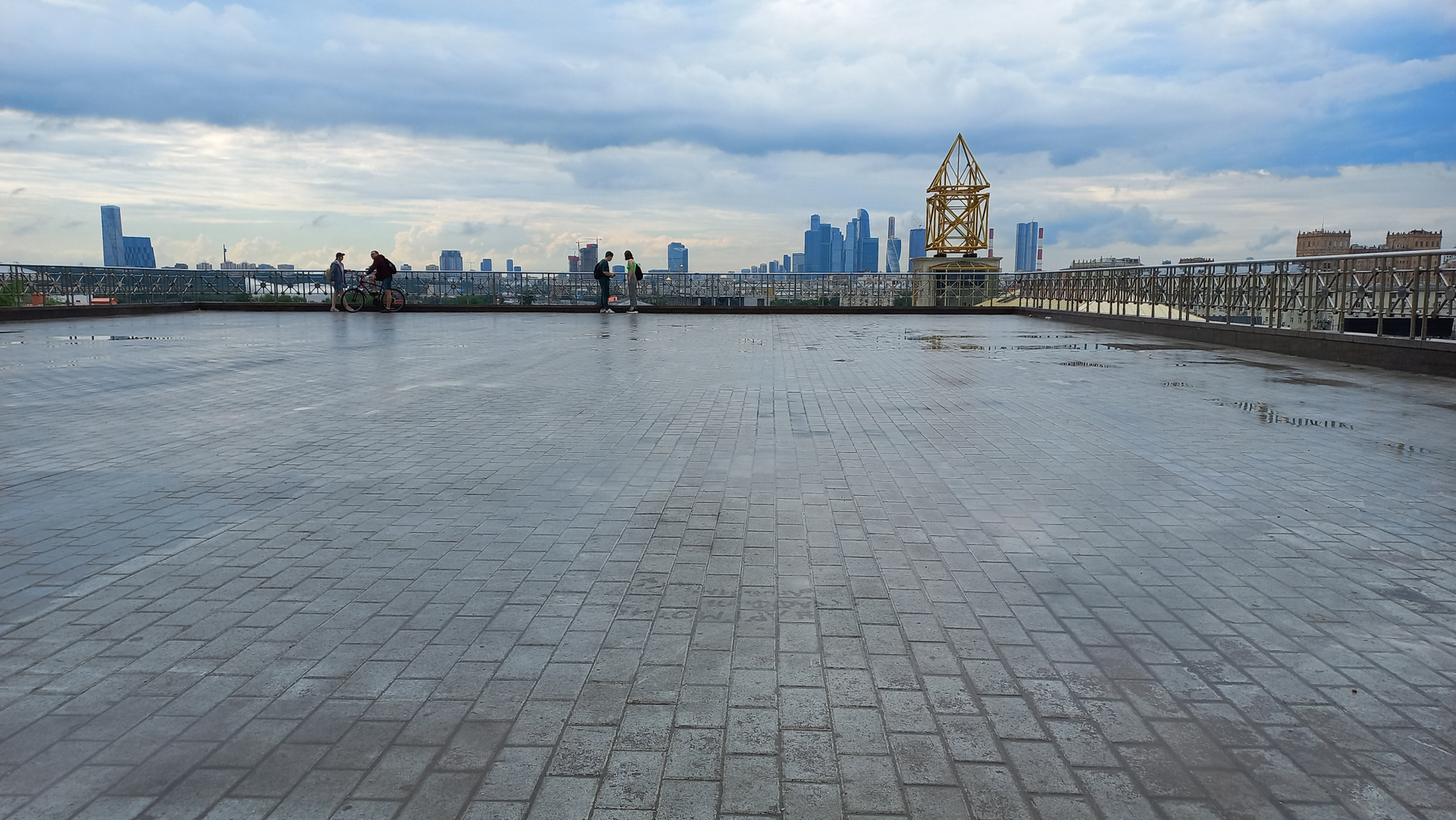 Смотровая площадка РАН на Ленинском проспекте Москва