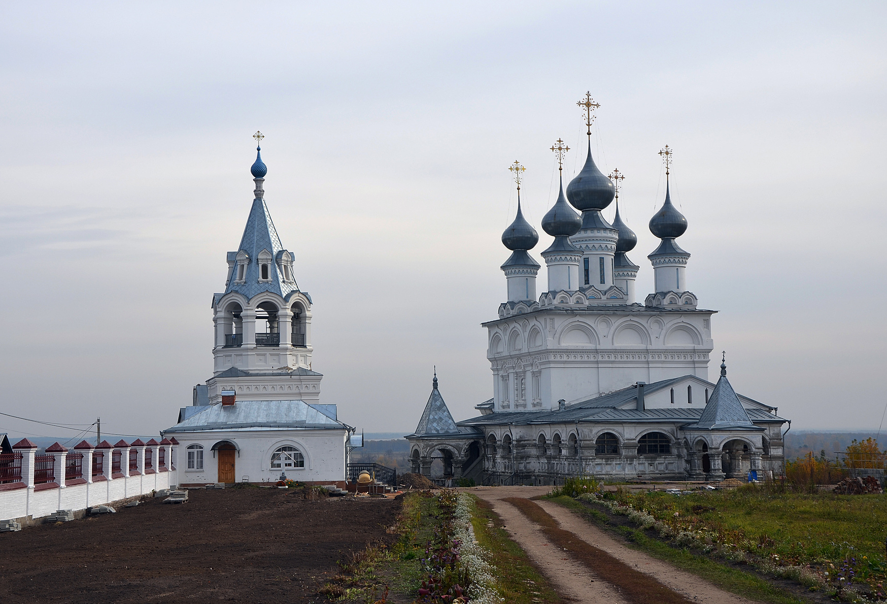 Воскресенский монастырь в Муроме Россия Муром путешествие история архитектура храм вера