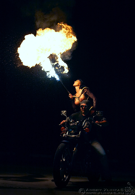 Fire! мотоцикл огонь