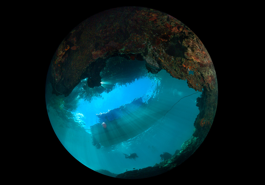 Вход в пещеру Канделябров Chandelier Cave