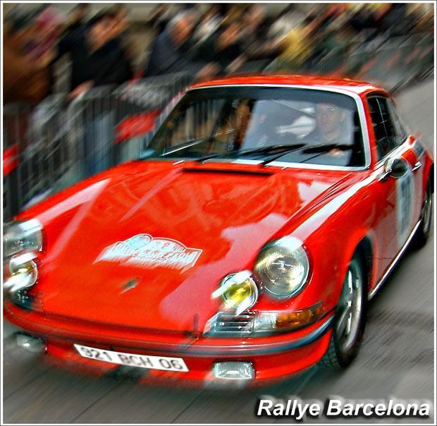 Weekend in Barcelona historical vehicles