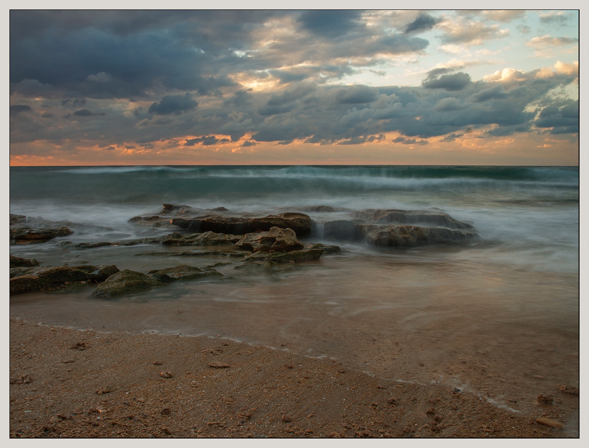 The Mediterranean Sea или 2.5 секунды заката The Mediterranean Sea 